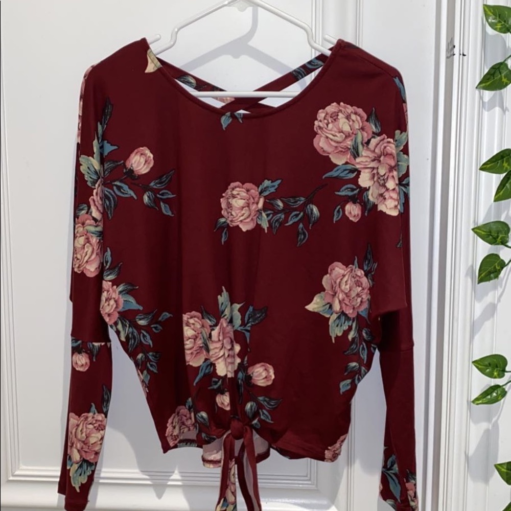 floral top very soft material size medium